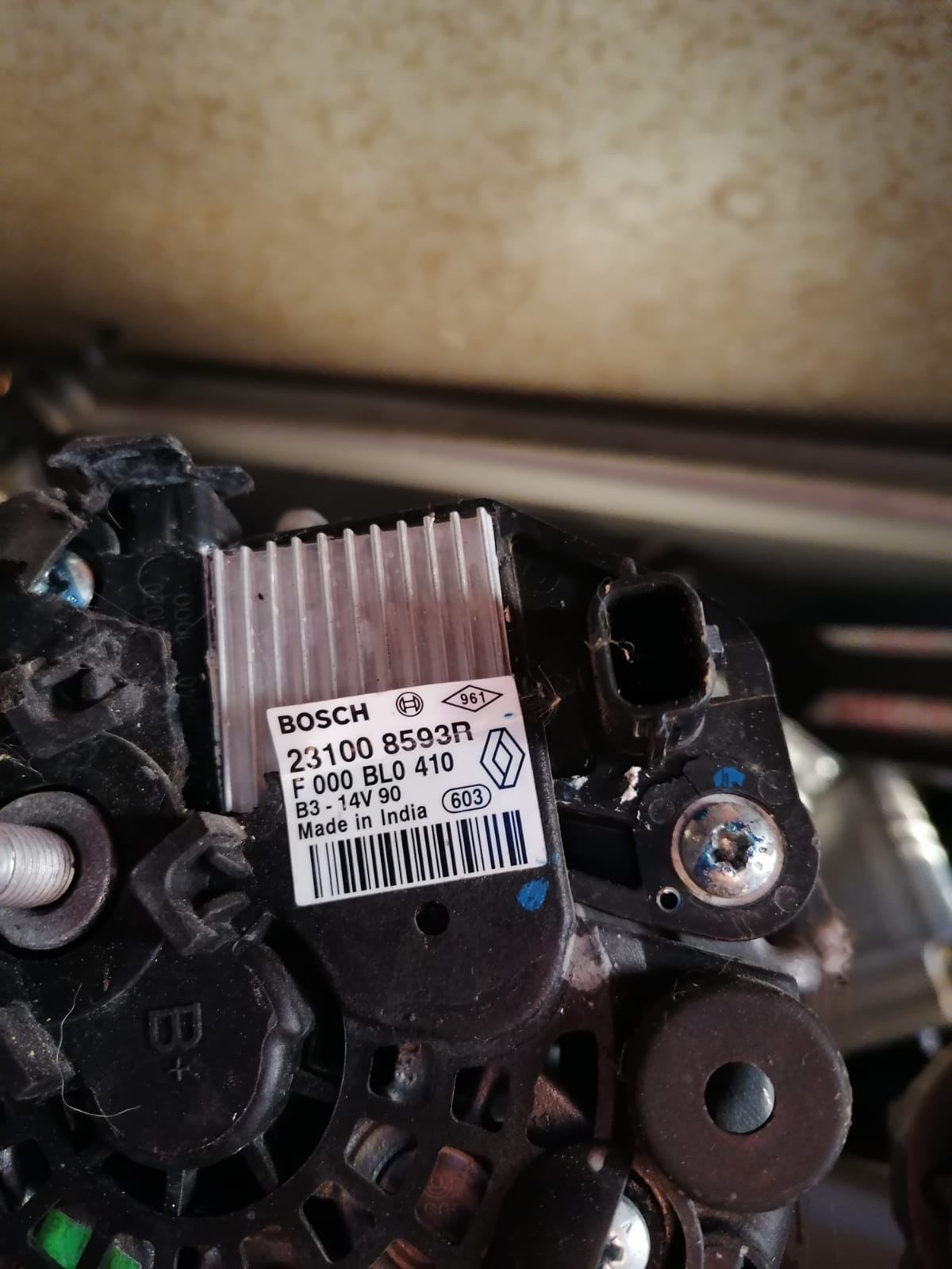 Alternator Dacia Logan cod OEM: 231002949R,telefon 0730912000,SABARENI la iesire din Chitila